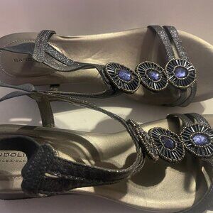 Bandolino B-Flexible Women's Sandals (Size 10).